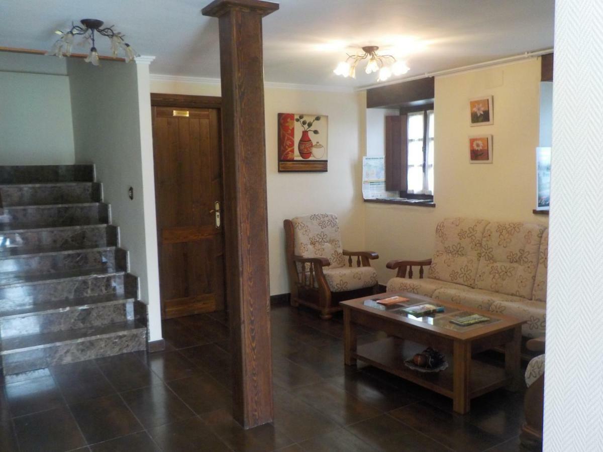 Apartamentos Rurales La Husteriza Ruenes ภายนอก รูปภาพ