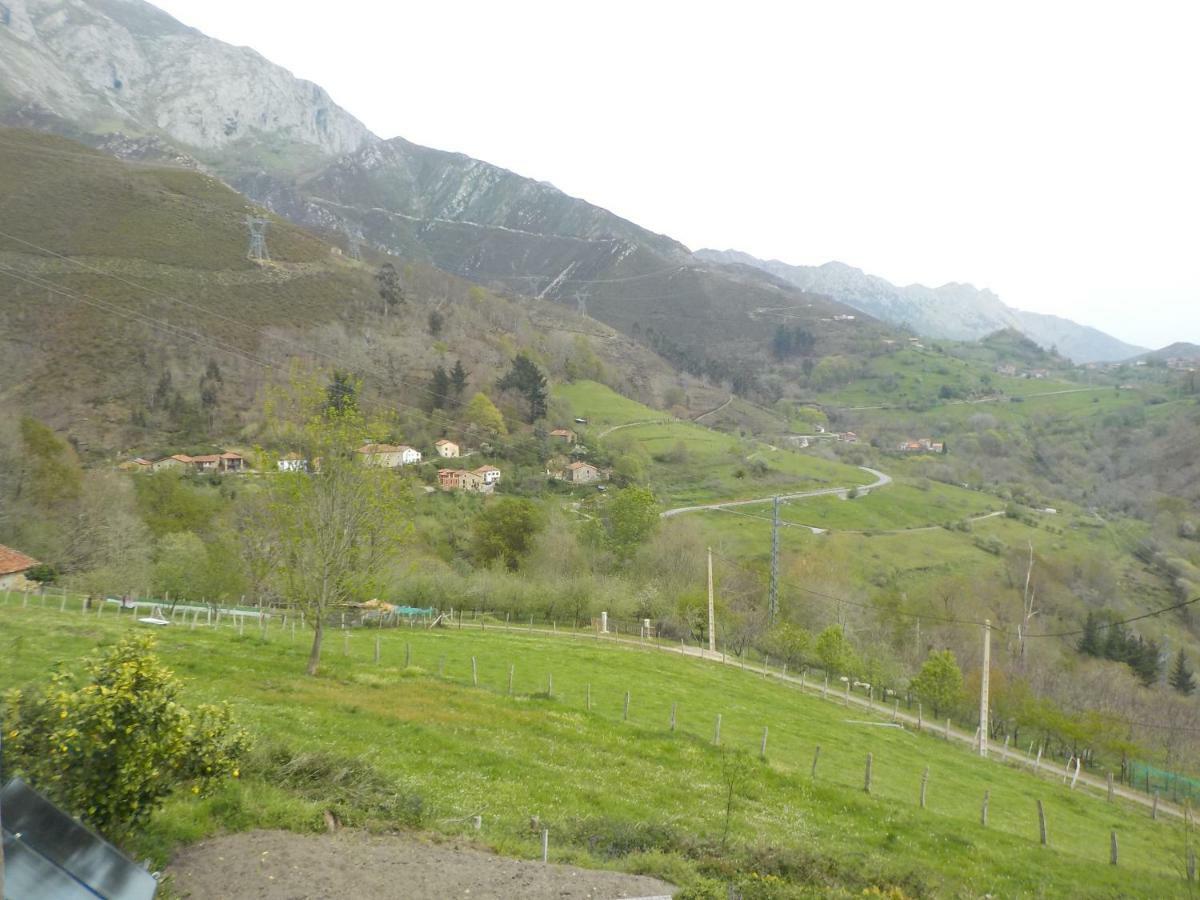Apartamentos Rurales La Husteriza Ruenes ภายนอก รูปภาพ